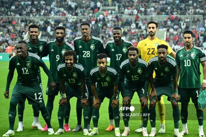 Timnas Arab Saudi dan Qatar dianggap telah membeli tiket Piala Dunia 2026 dari FIFA sebagai kompensasi sokongan dana yang diberikan pemerintah mereka buat Gianni Infantino dkk.