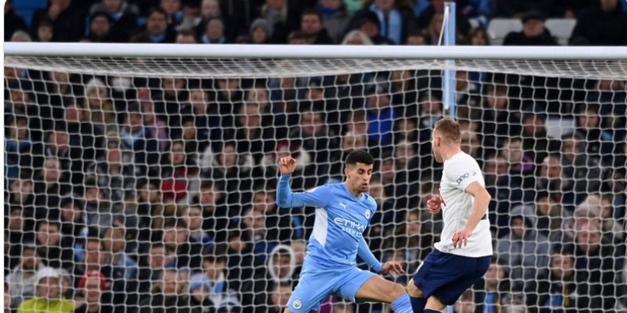 Hasil Lengkap Liga Inggris - Man City Kalah Super Dramatis, Liverpool Tak Jadi Nangis