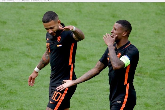 Aksi dua bintang Belanda, Memphis Depay dan Georginio Wijnaldum, dalam laga kontra Makedonia Utara pada EURO 2020.