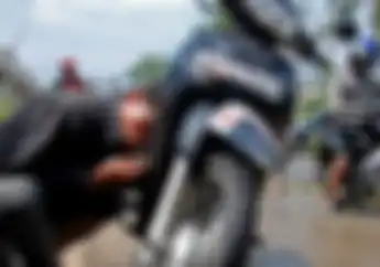 Musim Hujan Sudah Tiba, Begini Trik Simpel Biar Motor Enggak Mogok di Jalan