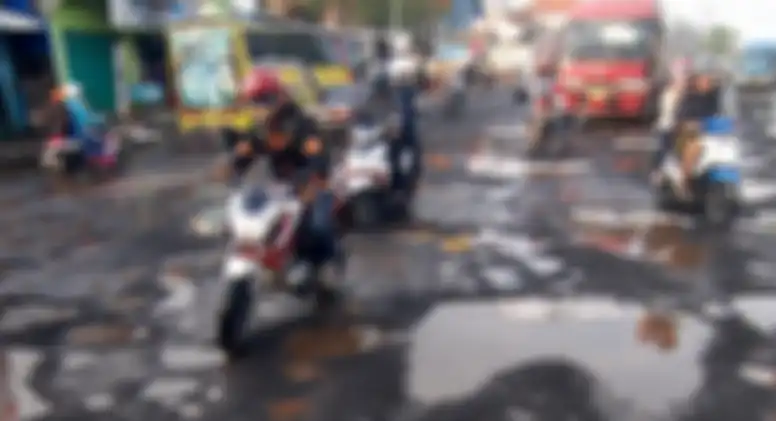jalan berlubang