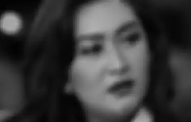 Sempat Diincar Berondong Pasca Cerai, Nafa Urbach Justru Disebut Bakal Jadi Janda Sampai Tua, Mantan Istri Zack Lee: Serius Lu!