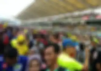 Gemesin! Video Bocah Kegirangan denger Suara Knalpot MotoGP
