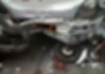 Ngilu, Buru-buru Biar Enggak Telat Apel, Anggota TNI Malah Tabrak Pemotor di Jakarta