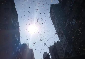 Fenomena Hujan Uang di Hong Kong, Polisi Malah Larang Keras Warga yang akan Mengambilnya