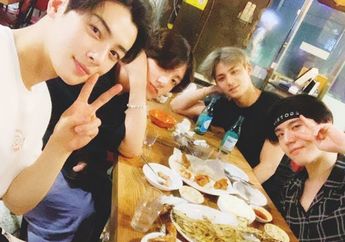 Geng 97Liners Kirim Dukungan ke Cha Eunwoo yang Lagi Syuting Drama, Bestie Banget!