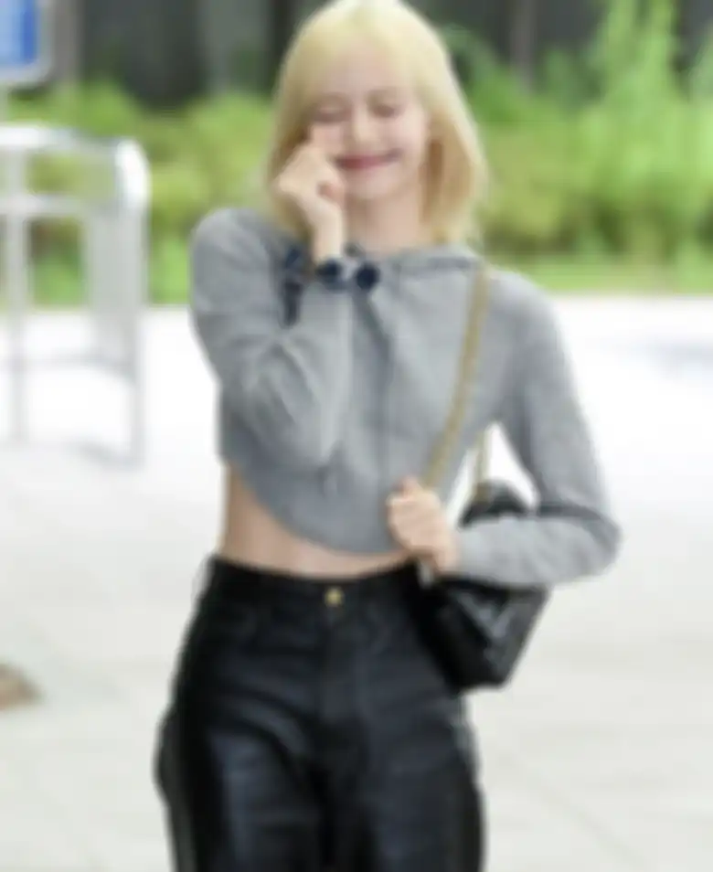 Lisa BLACKPINK