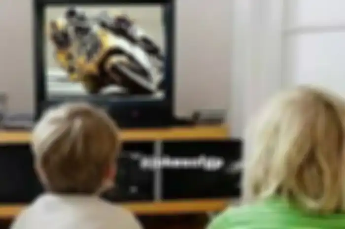 Tuh anak-anak serius amat nonton MotoGP