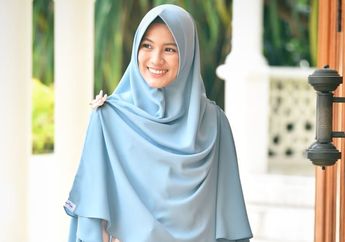 Cuma Pakai Mukena, Alyssa Soebandono Tampil Cantik dengan Wajah Tanpa Makeup yang Bikin Pangling