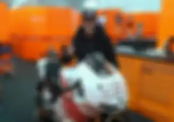 Nostalgia Marc Marquez Muda Gabung Honda di MotoGP, Foto Bareng Motor Balap Impian