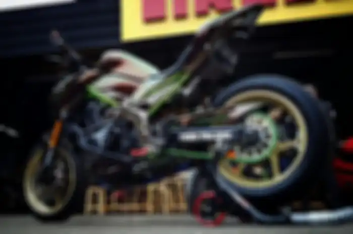 Warna bunglon membuat Kawasaki Z900 tampak sangar