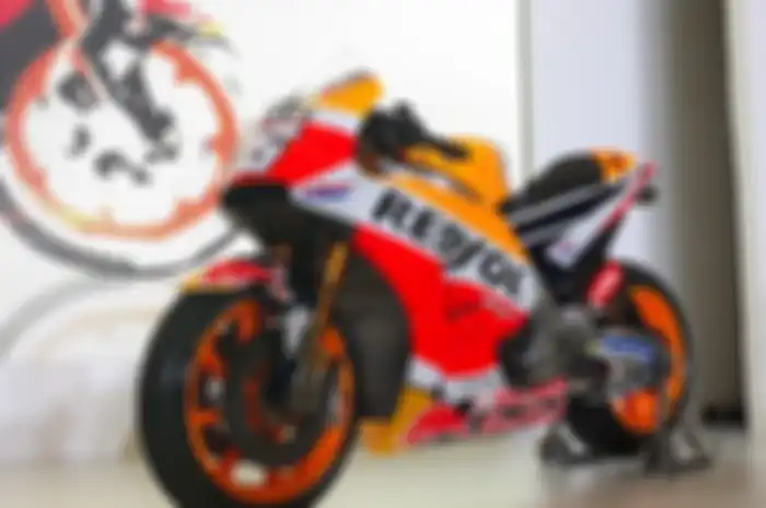 Logo 'Satu HATI' berada di sisi kiri motor