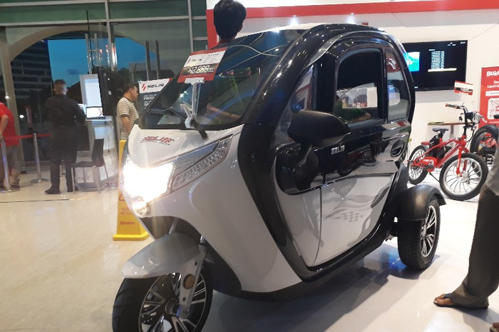 Anti hujan dan panas, ini harga motor listrik roda tiga Selis New Balis.