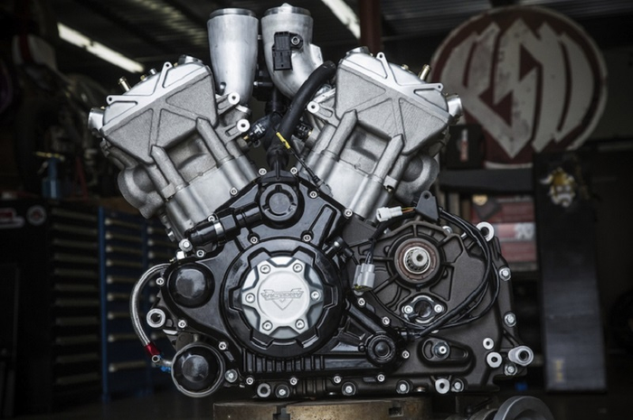 ilustrasi mesin motor injeksi
