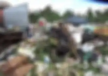 Makjleb! Parkir Sembarangan, Kawasaki Z1000 Dibuang Ke Tempat Pembuangan Akhir