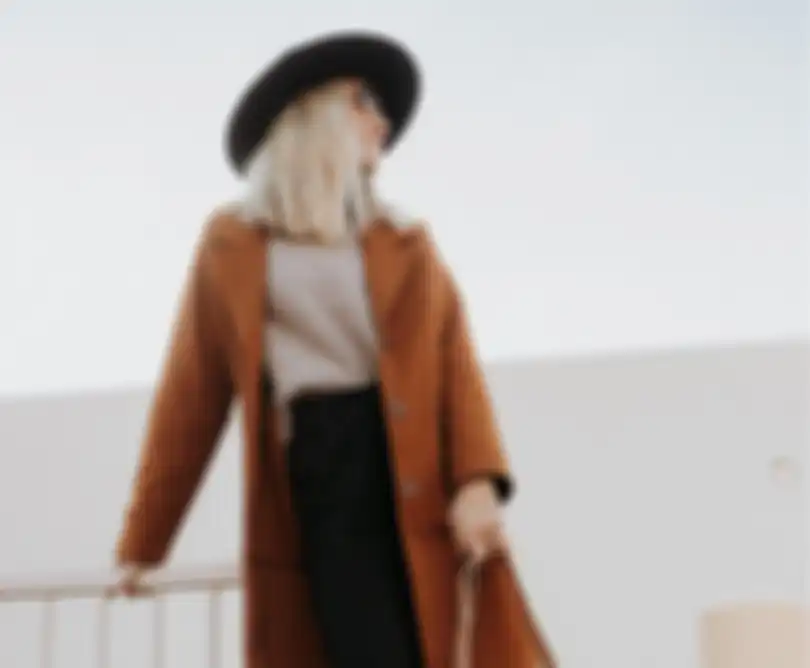 Earth Tone Outfit - Blazer dan Topi Fedora