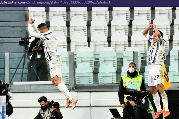 Pemain sayap Juventus, Federico Chiesa, mengaku tetap terinspirasi Cristiano Ronaldo meski kini sudah tidak lagi berada dalam satu tim.