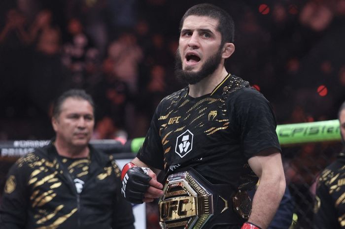 Hanya ada satu duel yang menarik untuk Islam Makhachev andai kembali ke kelas ringan UFC.