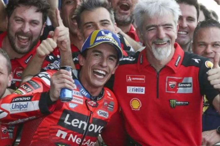 Bos Ducati, Luigi Dall'Igna, tak merasa khawatir dengan insiden gesekan pembalapnya, Marc Marquez dengan Alex Marquez di MotoGP Qatar 2025.