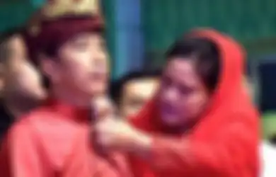 Hasil Nyicil Gara-gara Tak Punya Duit, Rumah Jokowi dan Iriana di Solo Jadi Saksi Sulitnya Hidup Sang Presiden di Masa Lalu, Sempat Tak Punya Tetangga Hanya Ditemani Kodok dan Jangkrik, Intip Kondisinya Sekarang