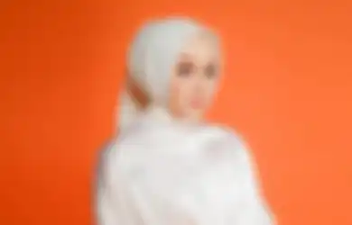 Usia Nyaris Kepala Lima, Presenter Cantik Ini Pasrah Tak Miliki Momongan: Sudah Berumur