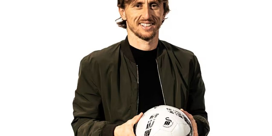 Luka Modric Bawa Glamor Galactico ke Swansea, Nathan Tjoe-A-On Siap-siap!