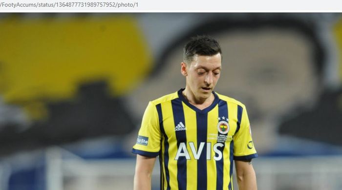 Gelandang Fenerbache, Mesut Oezil.