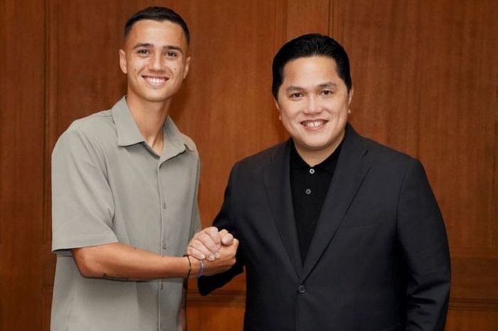 Ketua Umum PSSI Erick Thohir bersama Eliano Reijnders