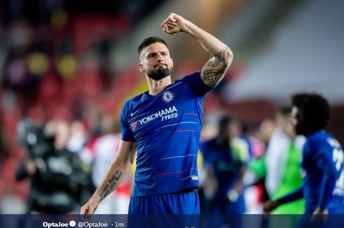 Bomber Chelsea, Olivier Giroud, mencetak gol ke gawang Slavia Prague dalam partai Liga Europa, 18 April 2019.