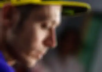 Bagaimana Nasib Valentino Rossi di Klasemen MotoGP Setelah Gagal Podium di Kandang Sendiri?
