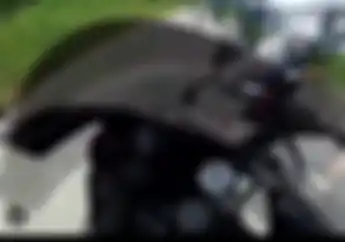 Gara-gara Melindas Ini, Pengendara Yamaha R15 Terjungkal dan Terseret Motor