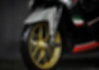 Wow Jadi Keren, Pelek Motor Honda Vario 150 eSP di Yamaha NMAX