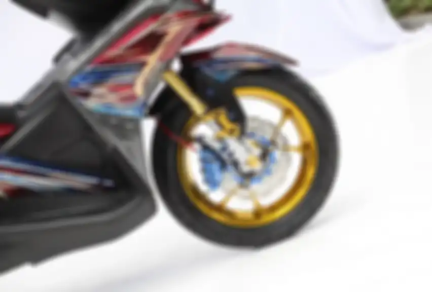 Sok depan pakai upside down KTC dan pelek Ori Yamaha