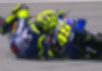 Pembalap Ini Kok Memuji Saat Valentino Rossi Terjatuh?