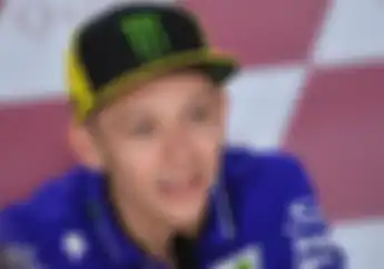 Yamaha Enggak Punya Mesin Baru Buat Musim Depan, Rossi dan Vinales Santai