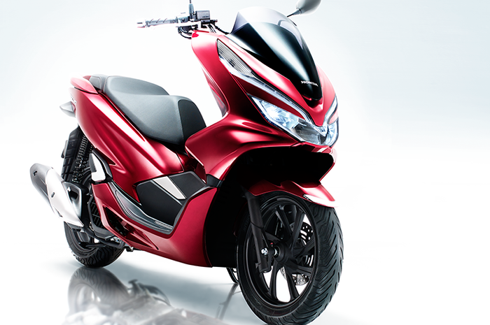Ilustrasi Honda PCX 150 berwarna Glossy Red