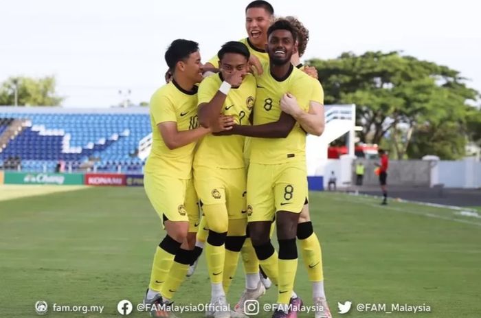 Para pemain Timnas U-23 Malaysia selebrasi saat lolos ke Piala Asia U-23 2024.