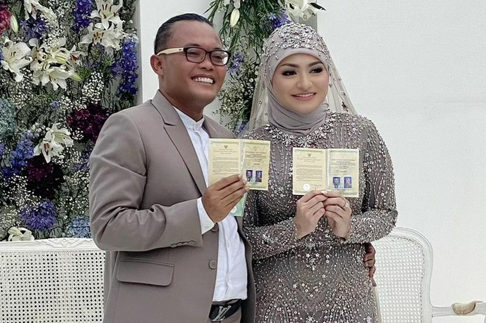 Sule dan Nathalie Holscher