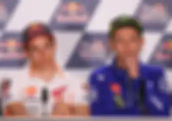 Akhirnya Terbukti Juga, Konflik Rossi dan Marquez Jadi Alat Jualan Buat Dorna