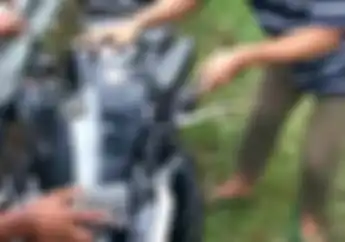 Video: Begini Kondisi Yamaha R25 Yang Nyium Aspal Lombok