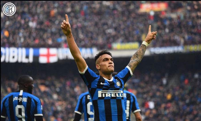 Lautaro Martinez mencetak gol saat Inter Milan bersua Cagliari dalam partai Serie A di Giuseppe Meazza, 26 Januari 2020.