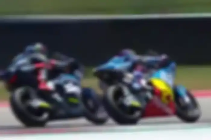 Saling salip Alex Marquez dan Franco Bagnaia