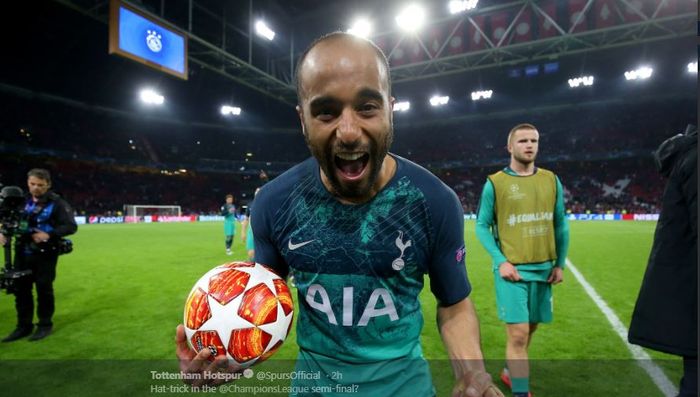 Penyerang Tottenham Hotspur, Lucas Moura, merayakan kemenangan atas Ajax Amsterdam dalam laga leg kedua semifinal Liga Champions di Stadion Johan Cruijff ArenA, Rabu (8/5/2019).