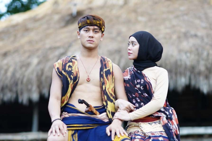 Rizky Billar dan Lesti Kejora.