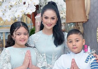 Rayakan Hari Raya Idul Fitri Pertama Tanpa Sosok Raul Lemos yang Terpisah Jarak Akibat Lockdown Pandemi Covid-19, Krisdayanti: Mengeluh Bukan Hal Baik..