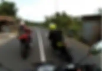Pengguna Motor Ingat 2 Poin Ini Sebelum Menyalip, Fatal Jika Dilanggar