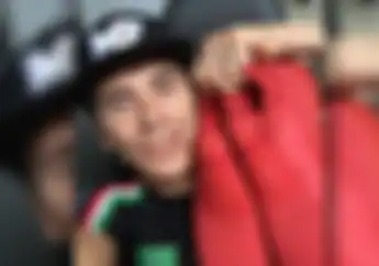 Simak Video Tingkah Pola Scott Redding Saat Dikasih Sepatu Oleh Marc Marquez