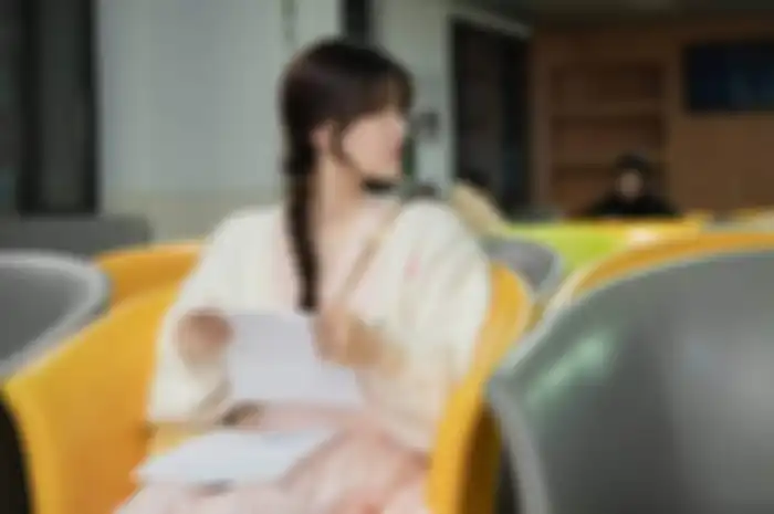 Outfit Sang Zhi drama Cina 'Hidden Love'