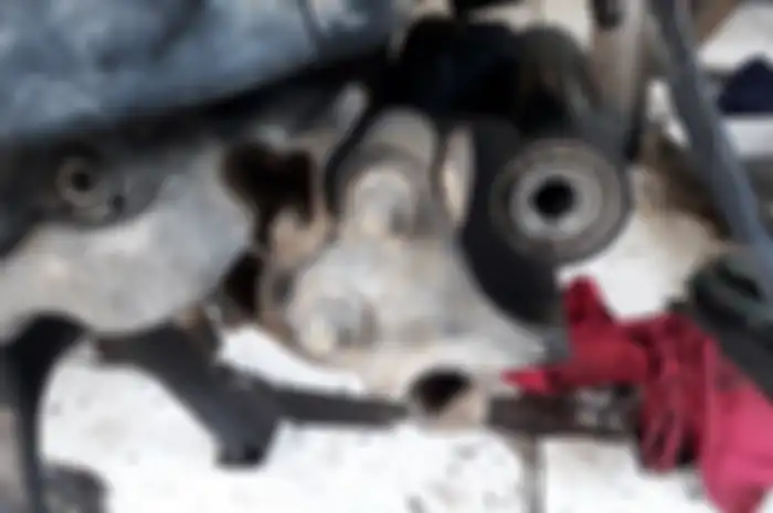 Engine mounting skuter matik (skutik)