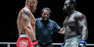 ONE Championship - Rivalitas Membuih, Reug Reug Hadapi Anatoly Malykhin Lagi demi Sabuk Kelas Berat MMA